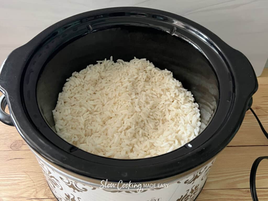 cooked rice in a slow cooker